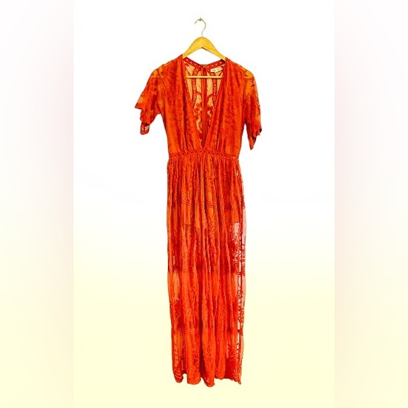 Honey punch lace maxi dress - Picture 2 of 5